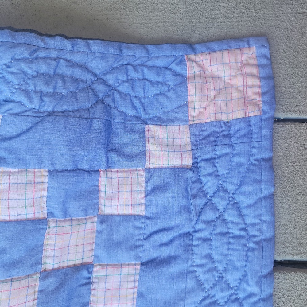 Vintage Handmade Hand Stitched Patchwork Quilt Bedspread 80x92 Blue Pink - Picture 5 of 9